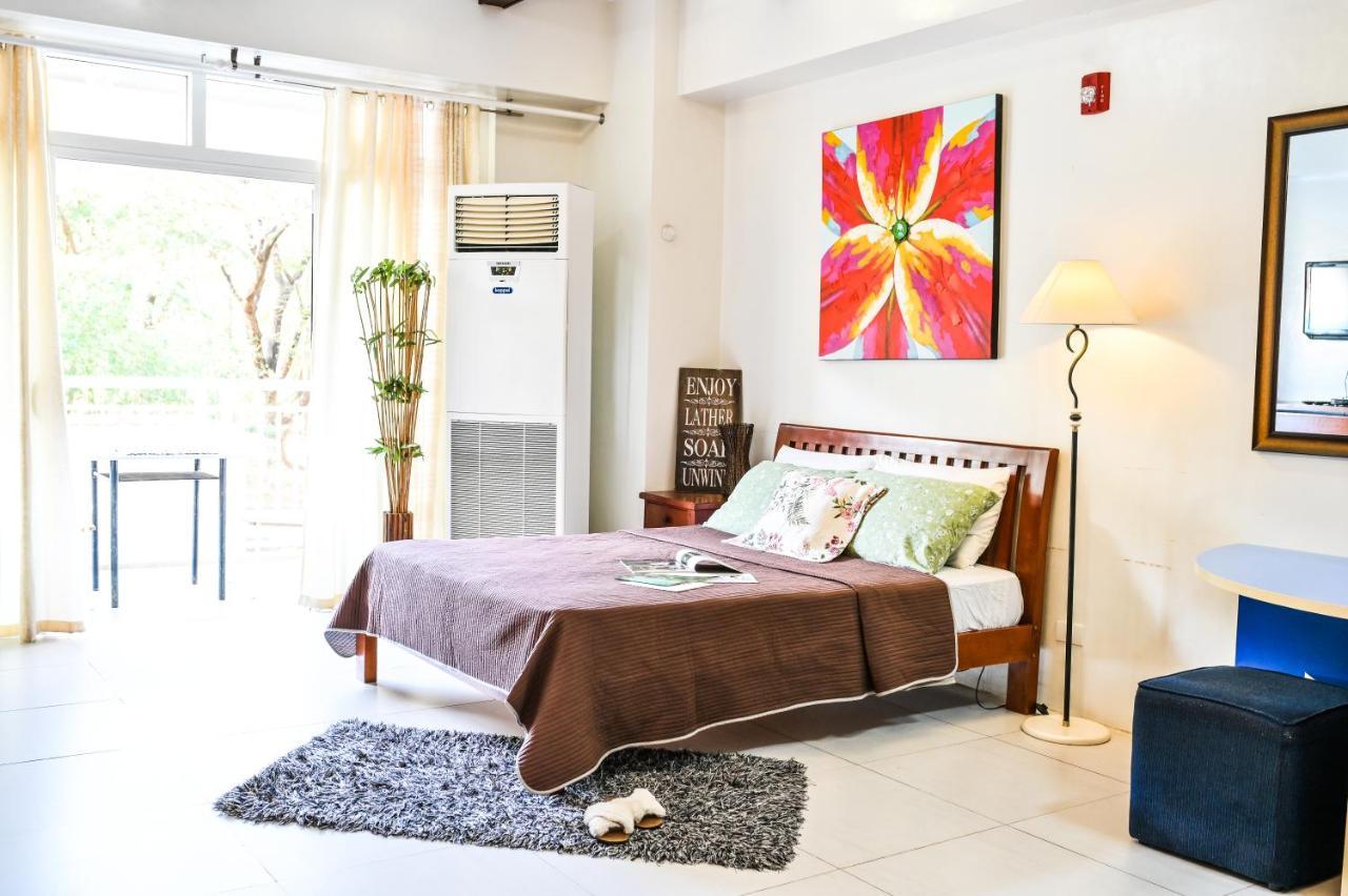 Pico De Loro Hamilo Coast By Beach Homes Nasugbu Exterior photo